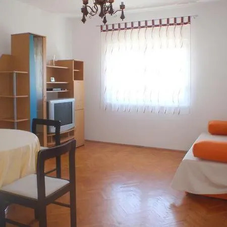 Lino Apartment