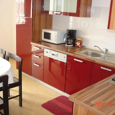 Lino Appartement Umag