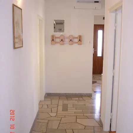 Lino Apartment *